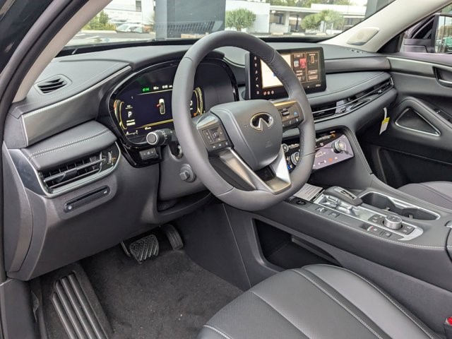 2026 Infiniti QX60 Luxe photo 10