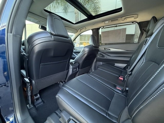 2026 INFINITI QX60 LUXE LUXE FWD Intercooled Turbo Premium Unleaded I-4 2.0 L/122 [18]