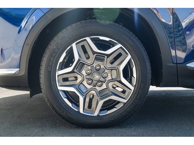 2022 Hyundai Santa Fe Limited photo 9