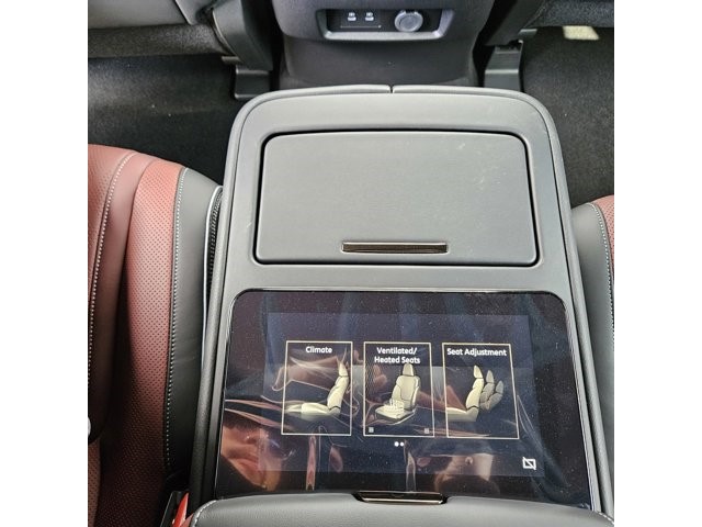 2025 Infiniti QX80 photo 19