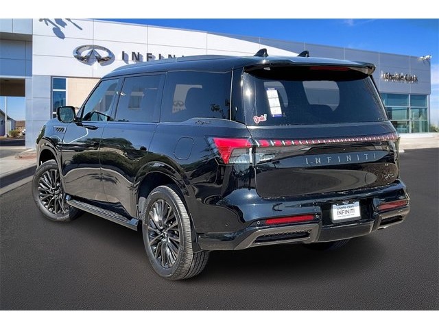 2025 Infiniti QX80 photo 3