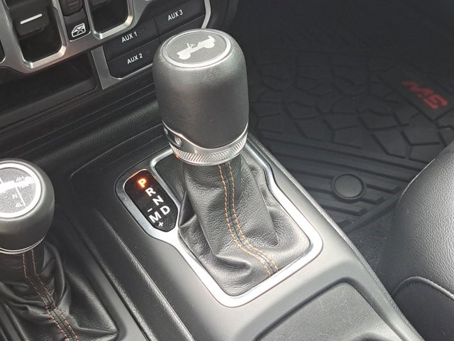 2023 Jeep Wrangler High Altitude photo 19