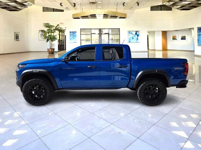 2024 Chevrolet Colorado Trail Boss photo 2