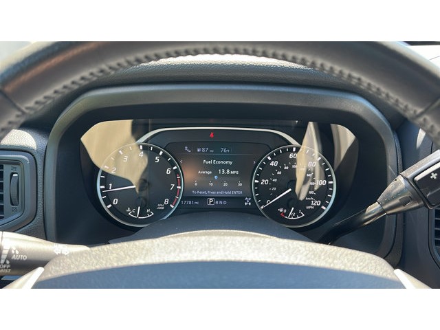 2024 Nissan Titan XD SV 4x4 Crew Cab SV Premium Unleaded V-8 5.6 L/339 [17]