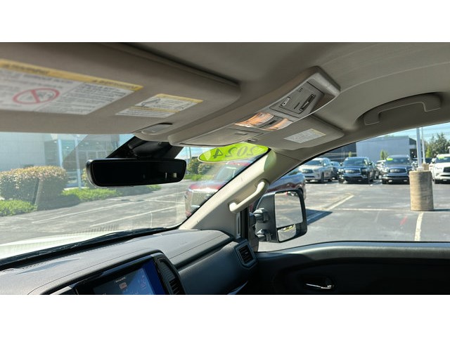 2024 Nissan Titan XD SV 4x4 Crew Cab SV Premium Unleaded V-8 5.6 L/339 [22]