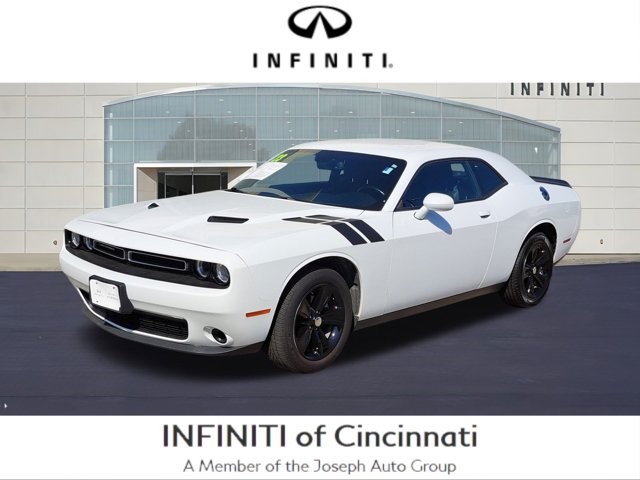 2023 Dodge Challenger SXT SXT RWD Regular Unleaded V-6 3.6 L/220 [0]