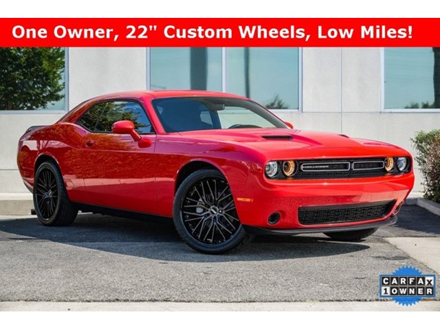 2023 Dodge Challenger SXT SXT RWD Regular Unleaded V-6 3.6 L/220 [0]
