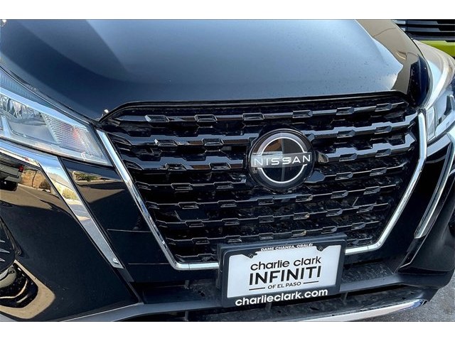 2025 Nissan Kicks Play S photo 24