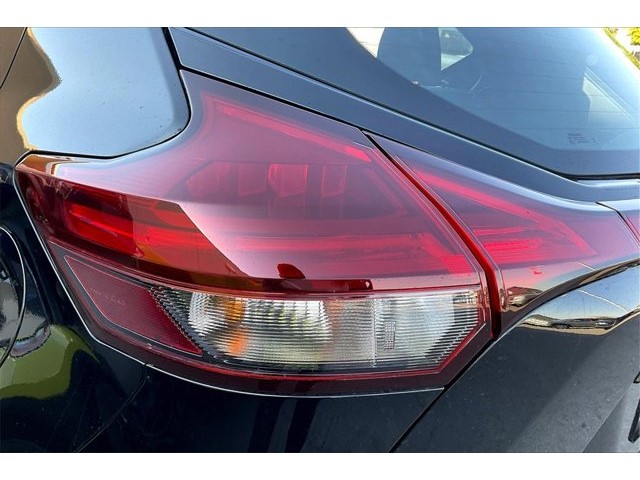 2025 Nissan Kicks Play S photo 26