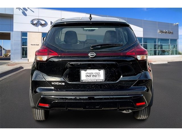 2025 Nissan Kicks Play S photo 4