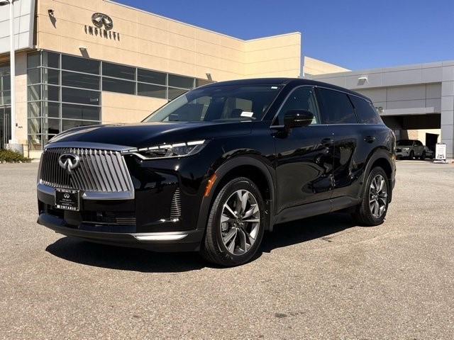 2026 Infiniti QX60 Luxe photo 3