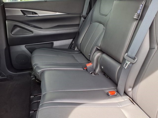 2022 Infiniti QX60 Luxe photo 10