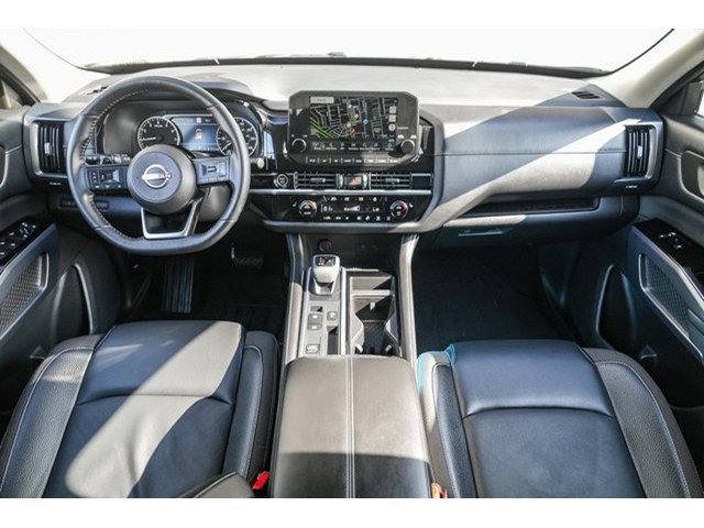 2022 Nissan Pathfinder SL photo 10