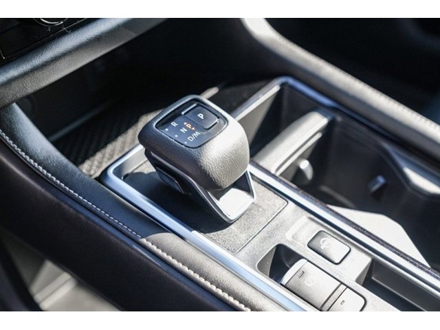 2022 Nissan Pathfinder SL photo 16