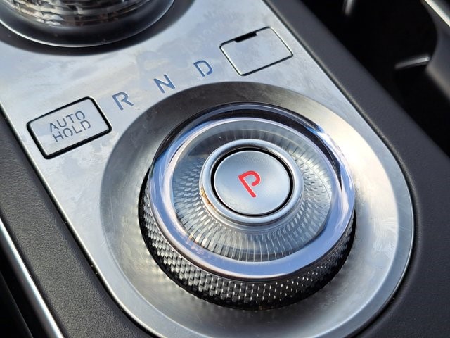 2025 GENESIS GV70 Standard - Photo 18