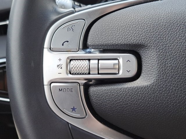 2025 GENESIS GV70 Standard - Photo 20