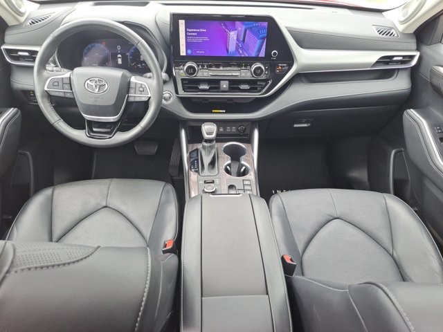 2023 Toyota Highlander Platinum photo 11