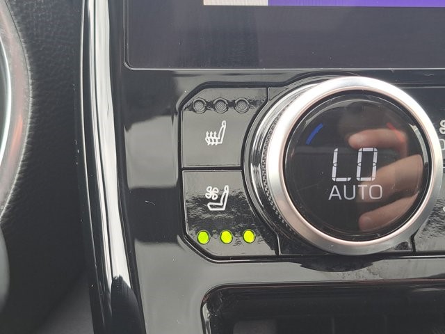 2023 Toyota Highlander Platinum photo 17