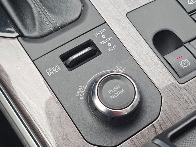 2023 Toyota Highlander Platinum photo 18