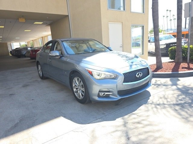 2014 INFINITI Q50 Base 4dr Sdn RWD Premium Unleaded V-6 3.7 L/226 [0]
