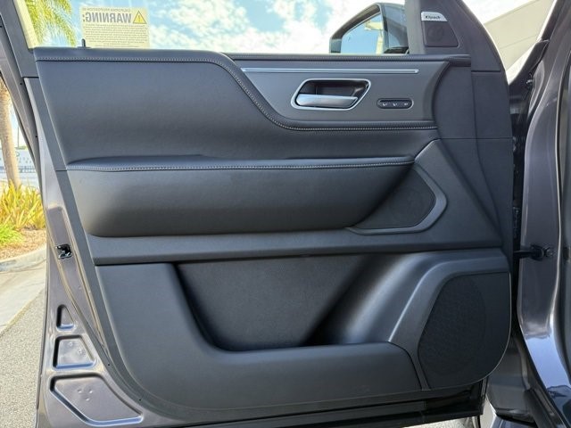 2026 Infiniti QX80 Pure photo 12