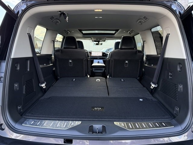 2026 Infiniti QX80 Pure photo 26