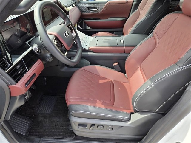 2026 Infiniti QX80 photo 11