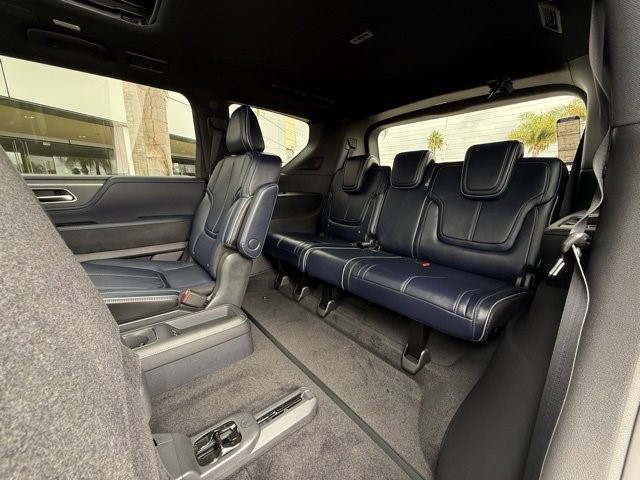 2026 Infiniti QX80 Sensory photo 19