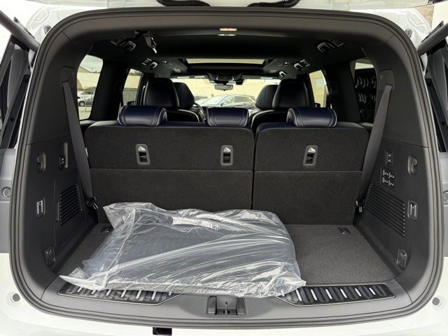 2026 Infiniti QX80 Sensory photo 20