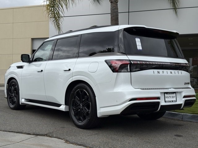 2026 Infiniti QX80 Sensory photo 3