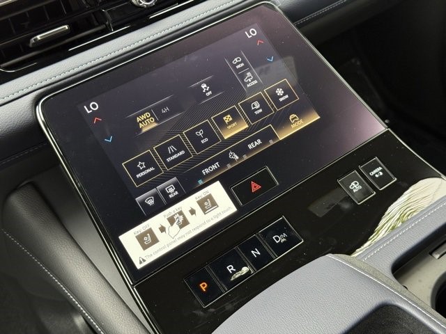 2026 Infiniti QX80 Sensory photo 41