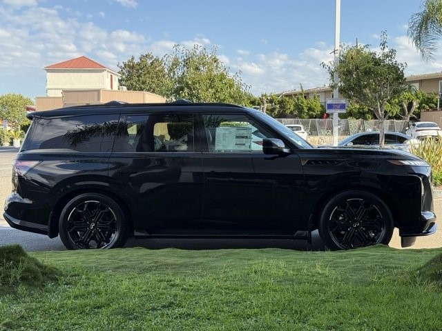 2026 Infiniti QX80 Sensory photo 10