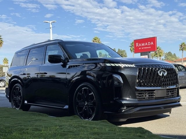 2026 Infiniti QX80 Sensory photo 11