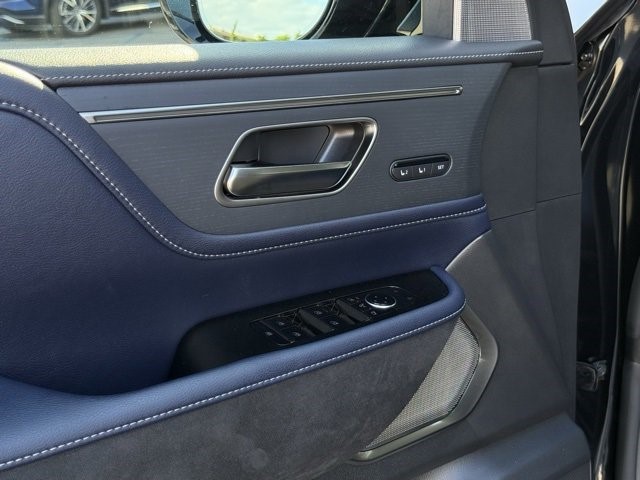 2026 Infiniti QX80 Sensory photo 15