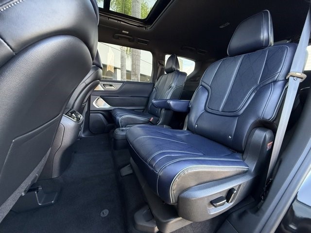 2026 Infiniti QX80 Sensory photo 23