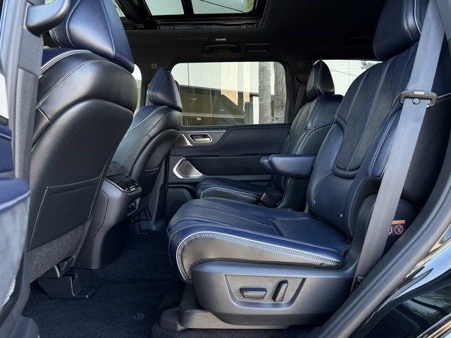 2026 Infiniti QX80 Sensory photo 24