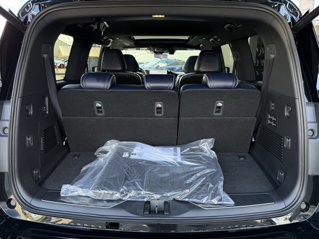 2026 Infiniti QX80 Sensory photo 29
