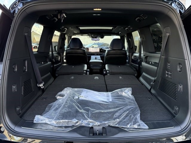 2026 Infiniti QX80 Sensory photo 32