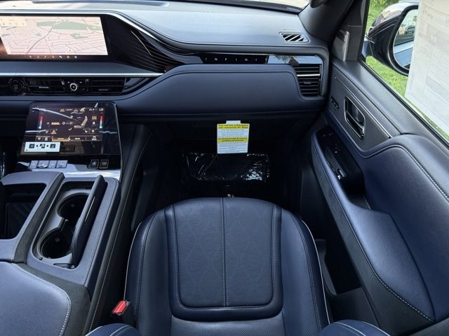 2026 Infiniti QX80 Sensory photo 48