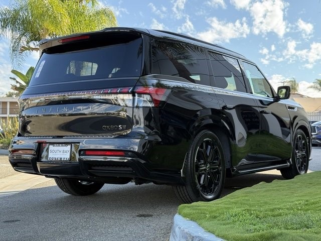 2026 Infiniti QX80 Sensory photo 8