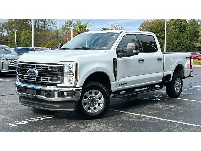2024 Ford Super Duty F-250 SRW XLT  Intercooled Turbo Diesel V-8 6.7 L/406 [8]