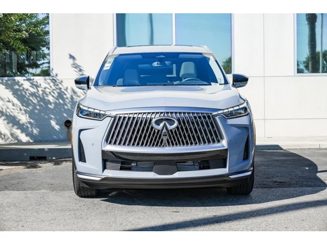 2026 Infiniti QX60 Luxe photo 2