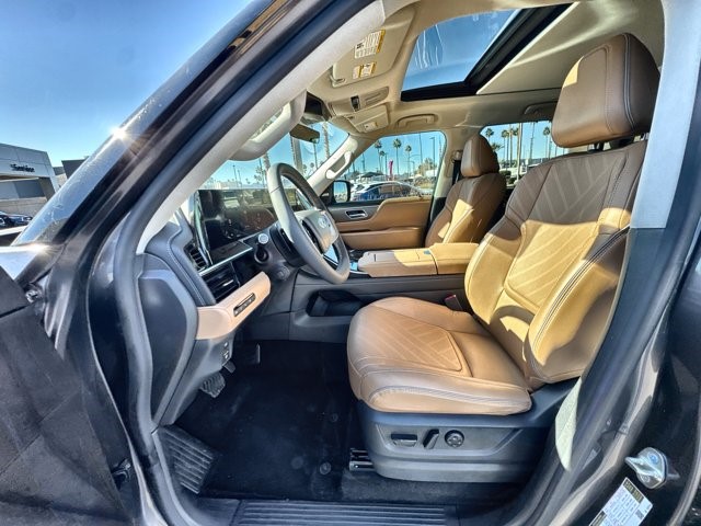 2026 INFINITI QX80 Luxe - Photo 10