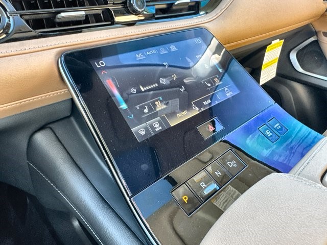 2026 INFINITI QX80 Luxe - Photo 18