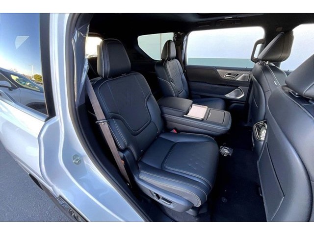 2026 INFINITI QX80 Autograph - Photo 10