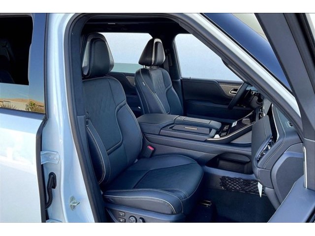 2026 INFINITI QX80 Autograph - Photo 11