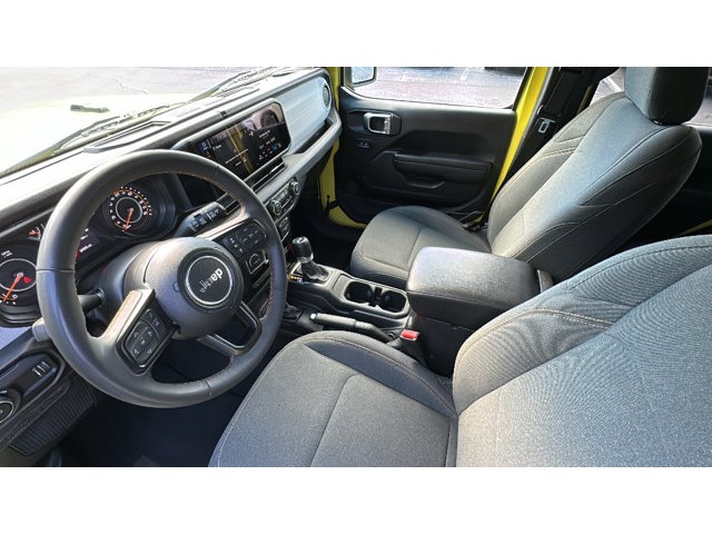 2024 Jeep Wrangler Sport S Sport S 4 Door 4x4 Intercooled Turbo Premium Unleaded I-4 2.0 L/122 [21]