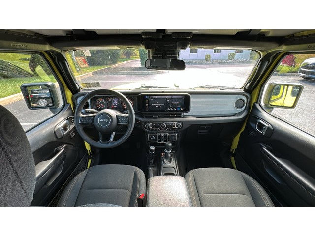 2024 Jeep Wrangler Sport S Sport S 4 Door 4x4 Intercooled Turbo Premium Unleaded I-4 2.0 L/122 [26]