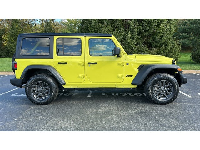 2024 Jeep Wrangler Sport S Sport S 4 Door 4x4 Intercooled Turbo Premium Unleaded I-4 2.0 L/122 [27]