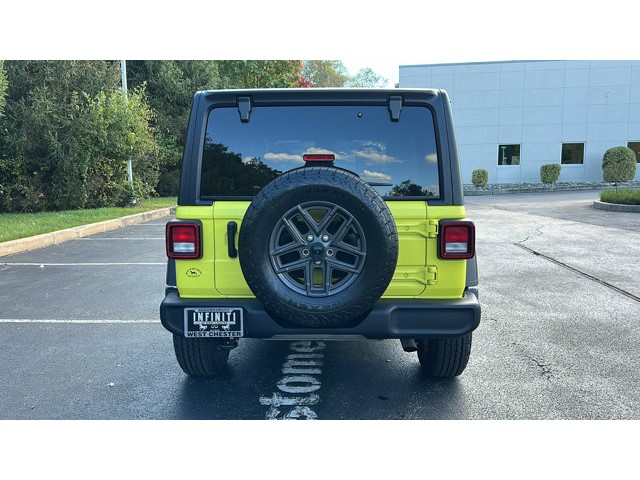 2024 Jeep Wrangler Sport S Sport S 4 Door 4x4 Intercooled Turbo Premium Unleaded I-4 2.0 L/122 [5]